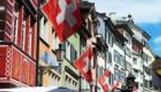 لماذا وافق السويسريون على مراقبة المخابرات للإنترنت؟