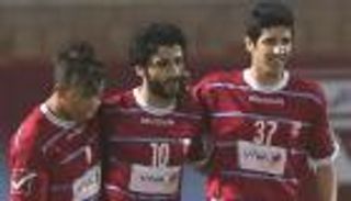 النصر يستغل تعثر الكبار ويتصدر الدوري الكويتي