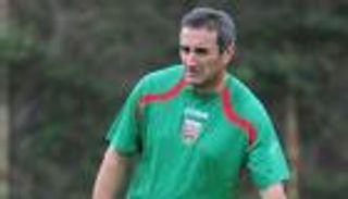 جماهير مولدية الجزائر لمناد: "الفوز في الدربي أو الرحيل"‎