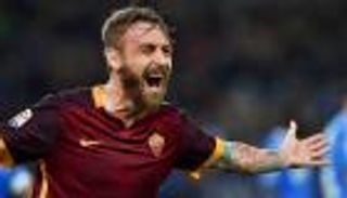 دي روسي يعتذر عن إهانة جماهير روما