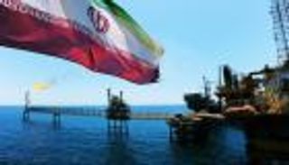 إيران تحرق أسعار النفط مجددا