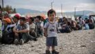 إنفوجراف.. أزمة اللاجئين ترشح 4 لجائزة نوبل للسلام