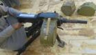 "فيسبوك".. سوق لعقد صفقات السلاح في ليبيا