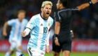 مدرب بيرو: غياب ميسي لن يُغير حساباتنا