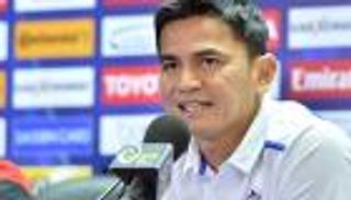 مدرب تايلاند: نبحث عن حلول لإيقاف عموري وخليل 