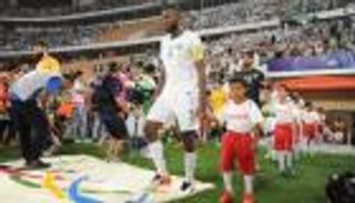 مدافع أستراليا غاضب من التعادل مع الأخضر وينتقد "إهدار الوقت"