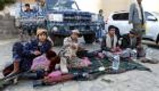 تشديدات حوثية بصنعاء لمواجهة دعوات انتفاضة "أنا نازل"