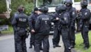 بالصور.. شاب سوري يثير رعب مدينة ألمانية