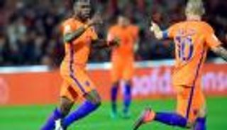 هولندا تنهي سلسلة هزائمها "البيتية" على حساب روسيا البيضاء