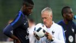 ديشامب غير راض عن أداء بوجبا أمام بلغاريا