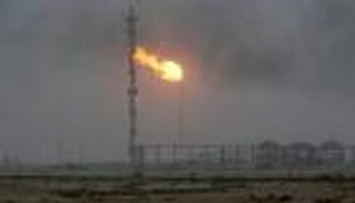 العراق تدعو لزيادة إنتاج النفط والغاز في 2017