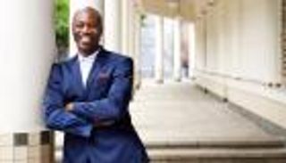 بالصور.. المحظور والمباح في ملابس الرجل بالشتاء