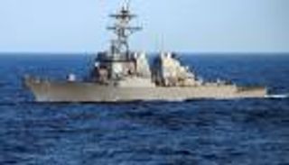 سفير اليمن بواشنطن: الهجوم على المدمرة الأمريكية "خطير"