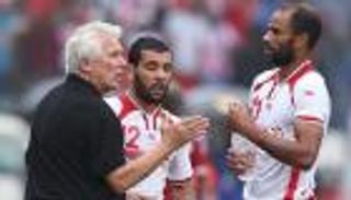 جماهير تونس تهاجم كاسبرزاك لترحيبه بـ"الهارب" كامي