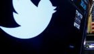 أسهم "تويتر" تواصل "تغريدات" التراجع 