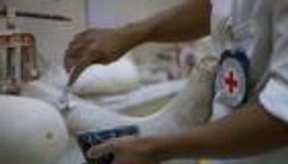 الصليب الأحمر: أكثر من 6 آلاف يمني فقدوا أطرافهم نتيجة الحرب 