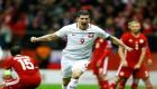 ليفاندوفسكي يمنح بولندا فوزا بهدف قاتل