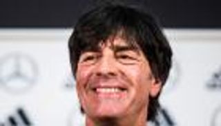 لوف يعادل رقم هيربيرجر في عدد الانتصارات مع ألمانيا