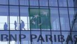 أكبر بنك فرنسي يعتزم تسريح موظفين وإغلاق فروع بإيطاليا