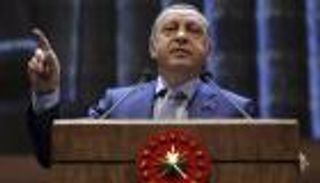 أردوغان يهدد بـ"خطة بديلة" إذا لم تشارك قواته في عملية الموصل