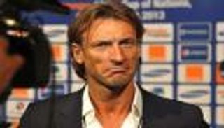 رينار يعلن رفضه عروضا لتدريب الجزائر والصين