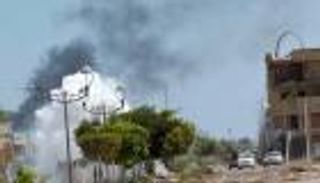 قوات ليبية تتقدم في سرت ومقتل 14 جنديا