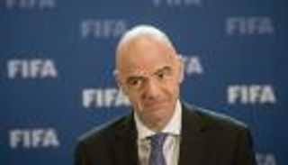 إنفانتينو يرد على انتقاد لوف لزيادة منتخبات المونديال