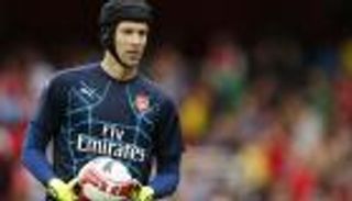 أصغر حارس في الدوري الفرنسي مرشح لخلافة تشيك