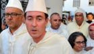 بالصور.. "الطربوش الأبيض" يثير الجدل في البرلمان المغربي