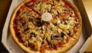 "المنقذ".. تعرف على فائدة الطاولة الضئيلة على البيتزا