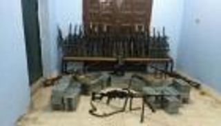 بالصور.. الأمن المصري يحبط مخططا لتهريب أسلحة لسيناء