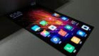 جيل جديد من المحمول بشاشة مرنة