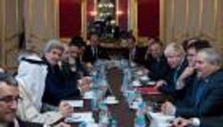 الغرب يعد عقوبات على روسيا وسوريا بسبب حلب