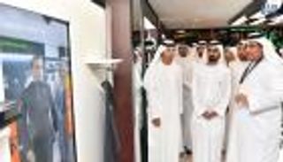 بالصور.. محمد بن راشد يزور معرض جيتكس 2016