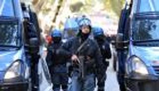 إيطاليا تعتقل "متعاطفا" مع "داعش" وتصادر عبوات