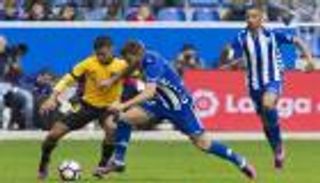 ألافيس يفرط في فوزه الأول على ملقة منذ 10 سنوات