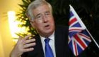 تونس تواجه "داعش ليبيا" بالخبرة البريطانية