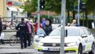 بالصور.. تهديدات خادعة بالدنمارك تخلي مطارين ومتجرين وجامعة