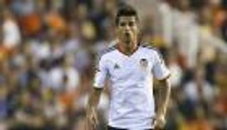 كانسيلو على رادار برشلونة لخلافة فيدال