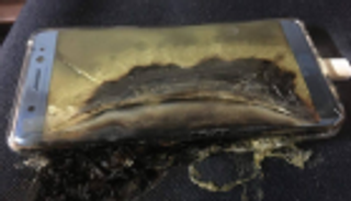 شركات الطيران تواصل حظر "نوت 7".. "مصر للطيران" أحدثها