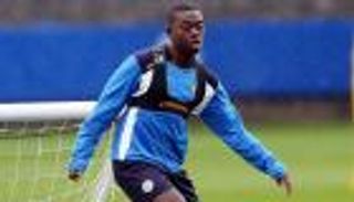 ليستر سيتي يفتقد ميندي 5 أسابيع