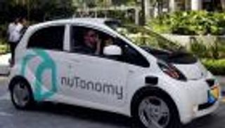 اختبار لسيارة "بلا سائق" في سنغافورة ينتهي بكارثة