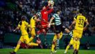 دورتموند يحافظ على فوزه المثير أمام سبورتنج