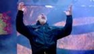 بالفيديو.. دخول أسطوري لجولدبرج في عرض "رو" وقبوله تحدي ليسنر