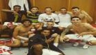 فيرديناند يهاجم أوزيل بسبب احتفال "الهاتريك"