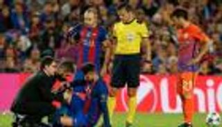 برشلونة يفقد بيكيه 3 أسابيع وألبا أسبوعين
