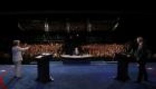 المناظرة 3.. لا سلام وسجال وصدام بين كلينتون وترامب