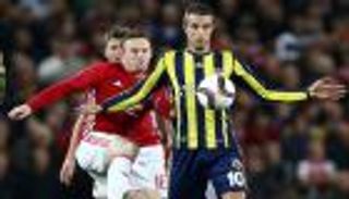 جماهير اليونايتد تحيي فان بيرسي على هدف رفض الاحتفال به