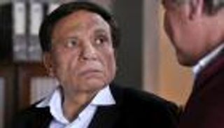 سرقة شقة عادل إمام.. والشرطة تبحث عن اللصوص