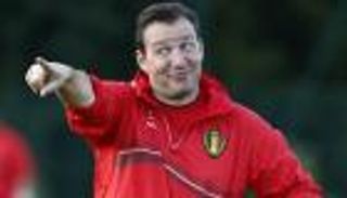 المغالاة المالية تبعد فيلموتس عن تدريب الجزائر